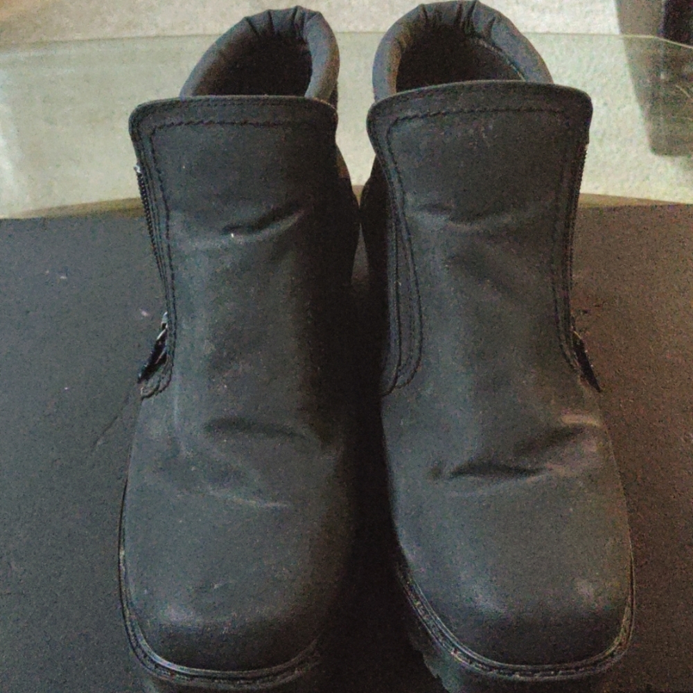 Fall boots by totes